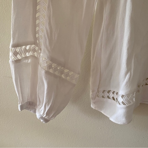 Endless Rose White Peasant Blouse Top Women's Size L Tassel Embroidered Cut Out - Picture 7 of 10